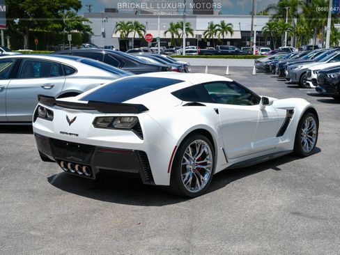 Used 2019 Chevrolet Corvette Z06 RWD image 9
