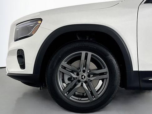 New 2026 Mercedes-Benz GLB 250 image 10
