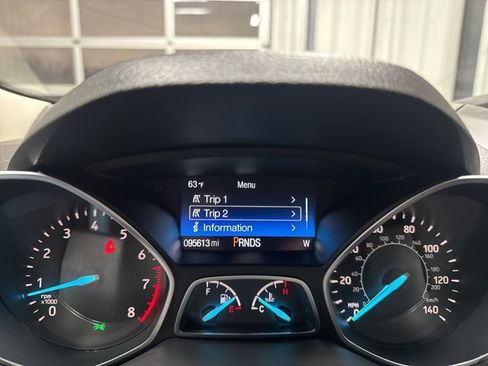 Used 2017 Ford Escape S image 8