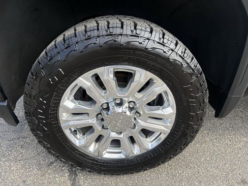 Used 2020 GMC Sierra 2500 Denali w/ Denali Ultimate Package AWD/4WD image 6