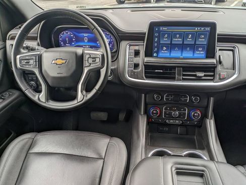 Used 2023 Chevrolet Suburban LT image 25