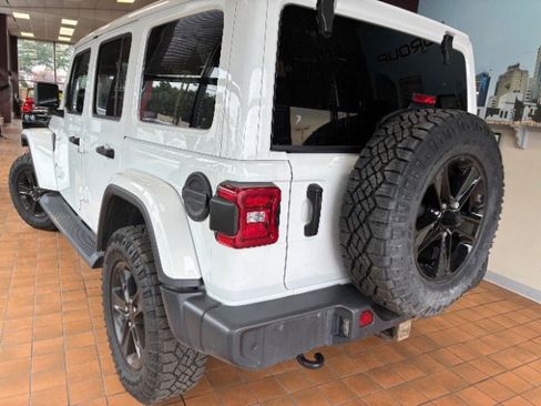 Used 2021 Jeep Wrangler Unlimited Sahara image 30
