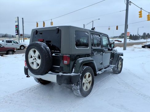Used 2010 Jeep Wrangler Unlimited Sahara w/ Dual Top Group image 6