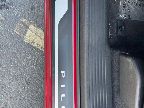 New 2025 Honda Pilot Touring image 24