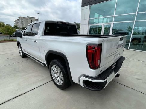 Used 2024 GMC Sierra 1500 Denali w/ Technology Package AWD/4WD image 9
