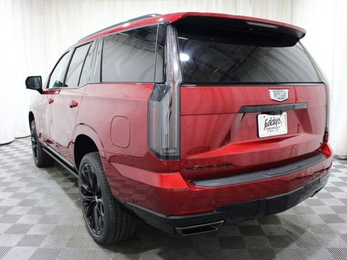 New 2026 Cadillac Escalade Platinum Sport AWD/4WD image 32