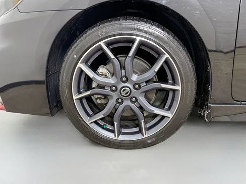 Used 2019 Nissan Sentra NISMO w/ Electronics Package image 32