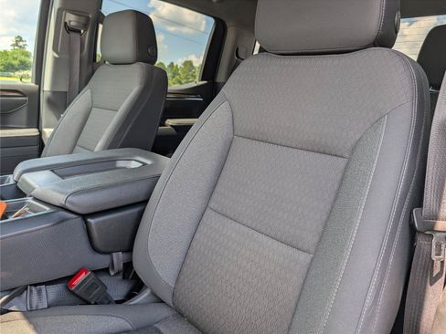Used 2025 Chevrolet Silverado 1500 LT AWD/4WD image 13