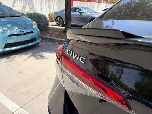 Used 2024 Honda Civic Si image 5
