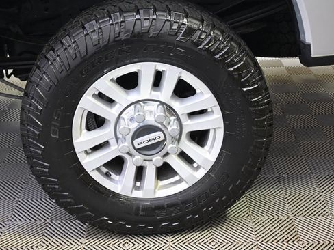 Used 2018 Ford F250 XLT w/ XLT Value Package image 20