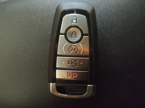 Used 2021 Ford Escape SE w/ Convenience Package FWD image 32