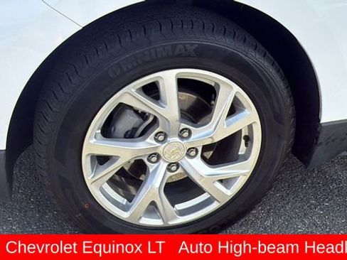 Used 2021 Chevrolet Equinox LT image 9