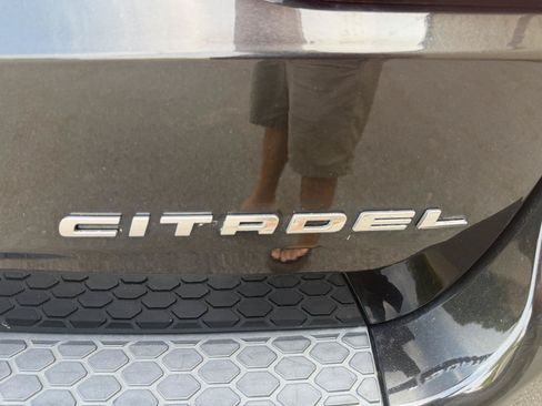Used 2014 Dodge Durango Citadel w/ Technology Group AWD/4WD image 9