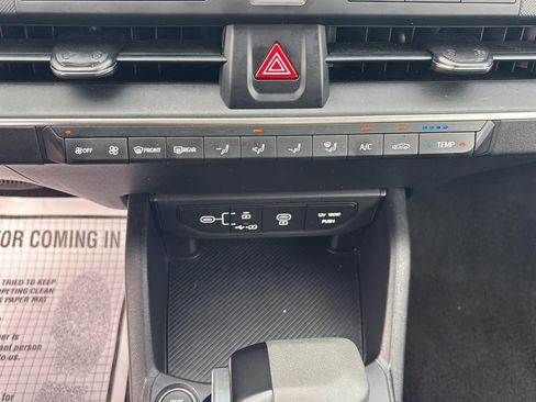 Used 2025 Kia K4 FWD image 14
