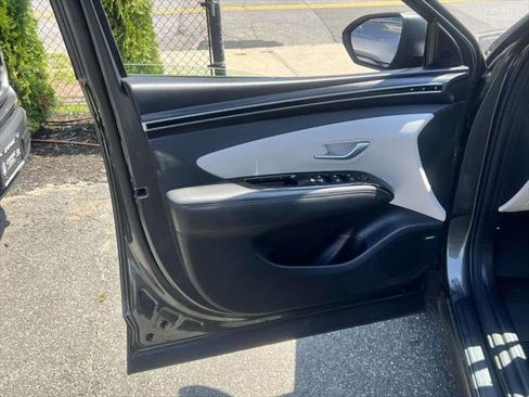 Used 2024 Hyundai Tucson Limited image 14