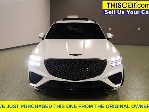 Used 2023 Genesis GV70 3.5T Sport image 2