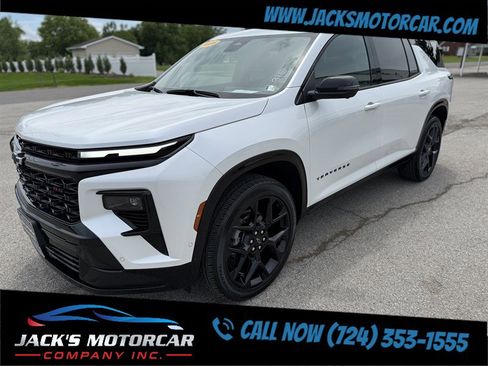 Used 2025 Chevrolet Traverse RS AWD/4WD image 14
