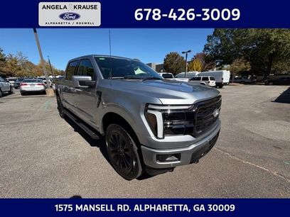 New 2025 Ford F150 Lariat w/ Equipment Group 501A Mid