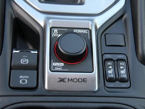 Used 2023 Subaru Forester Premium AWD/4WD image 28