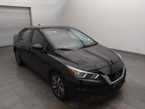 Used 2021 Nissan Versa SV FWD image 13