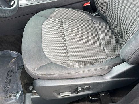 Used 2018 Ford Explorer XLT AWD/4WD image 20
