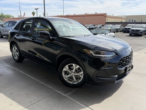 Used 2024 Honda HR-V LX image 6