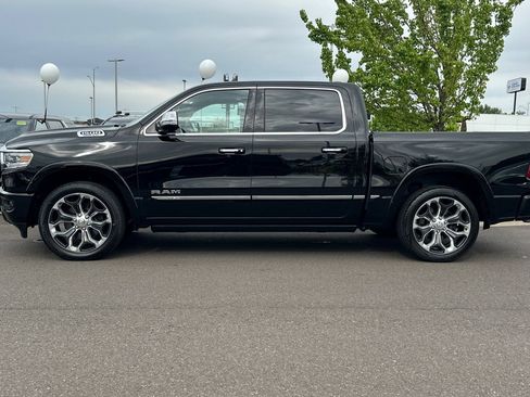 Used 2022 RAM 1500 Limited w/ Body-Colour Bumper Group AWD/4WD image 7