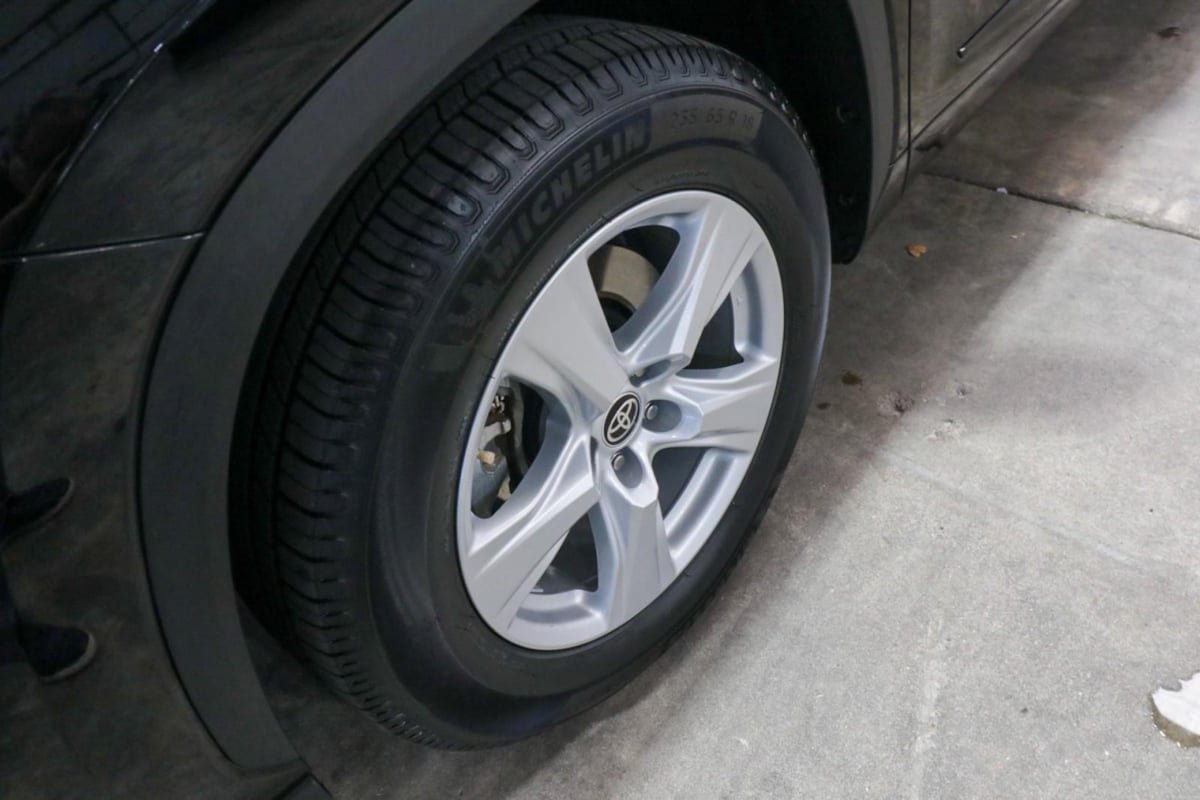 Used 2022 Toyota Highlander LE FWD image 37