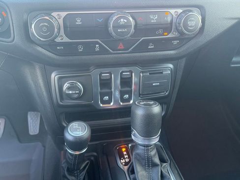 New 2026 Jeep Wrangler Sport AWD/4WD image 15