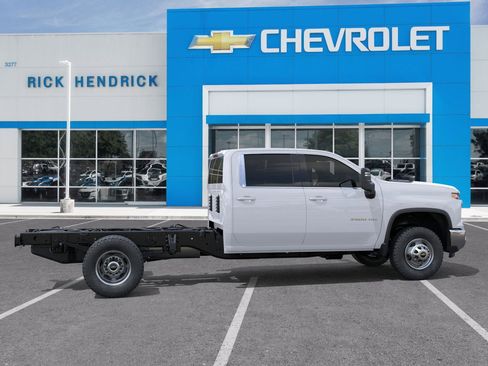 New 2026 Chevrolet Silverado 3500 W/T w/ WT Convenience Package image 7