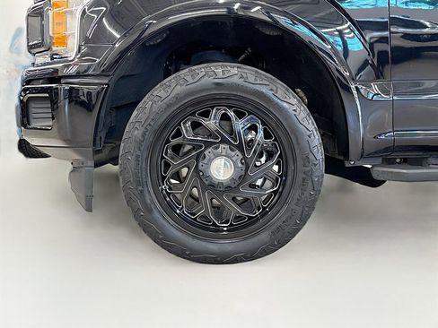 Used 2020 Ford F150 XLT w/ Equipment Group 302A Luxury image 26