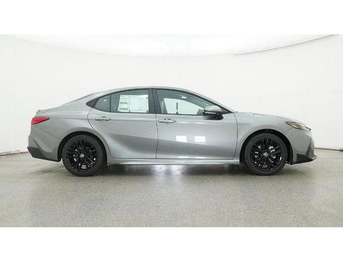 New 2026 Toyota Camry SE FWD image 27