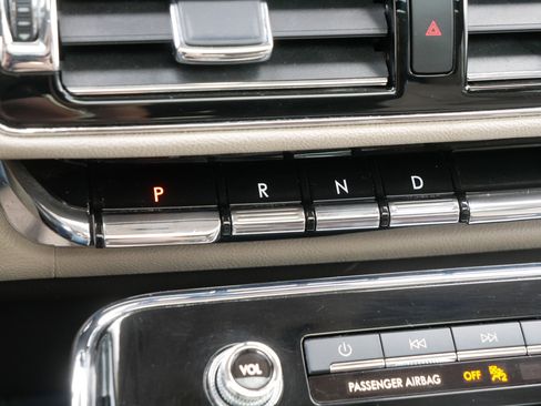 Used 2022 Lincoln Navigator L Reserve w/ Equipment Group 201A image 24