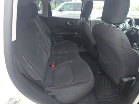 Used 2020 Jeep Compass Sport w/ Cold Weather Group image 16