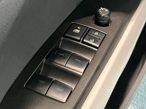 Used 2023 Toyota Camry LE w/ Convenience Package FWD image 31