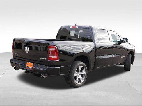 Used 2023 RAM 1500 Laramie AWD/4WD image 5
