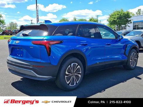 New 2025 Chevrolet Blazer EV LT image 13