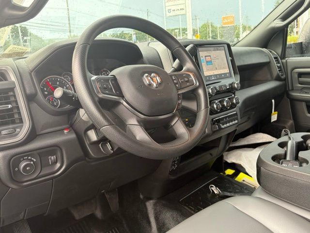 New 2026 RAM 5500 Tradesman w/ Chrome Appearance Group AWD/4WD image 30