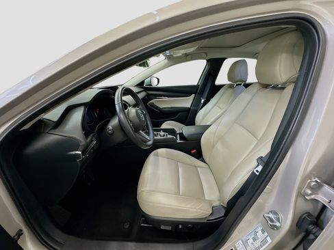 Used 2025 MAZDA MAZDA3 s image 13