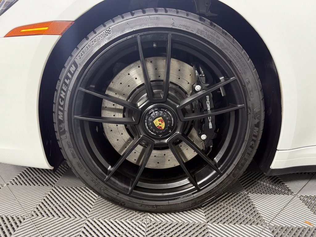 Certified 2022 Porsche 911 Targa 4 GTS AWD/4WD image 13