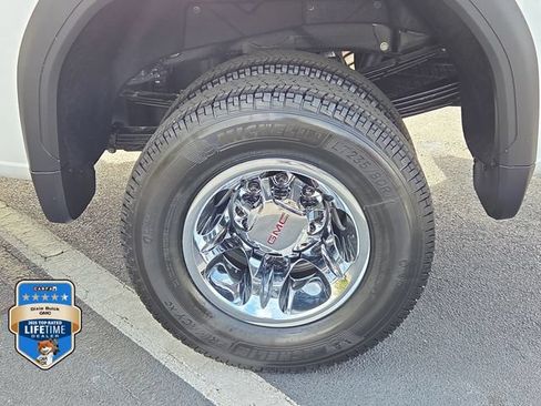 New 2026 GMC Sierra 3500 SLE AWD/4WD image 7