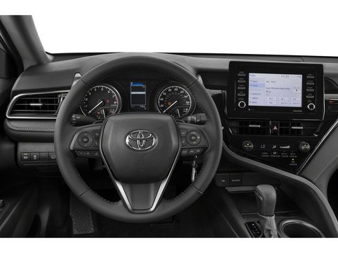 Certified 2022 Toyota Camry SE w/ Convenience Package image 9