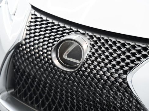 Used 2018 Lexus LC 500 Coupe w/ Touring Package image 8