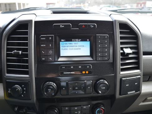 Used 2020 Ford F250 XL w/ STX Appearance Package image 13