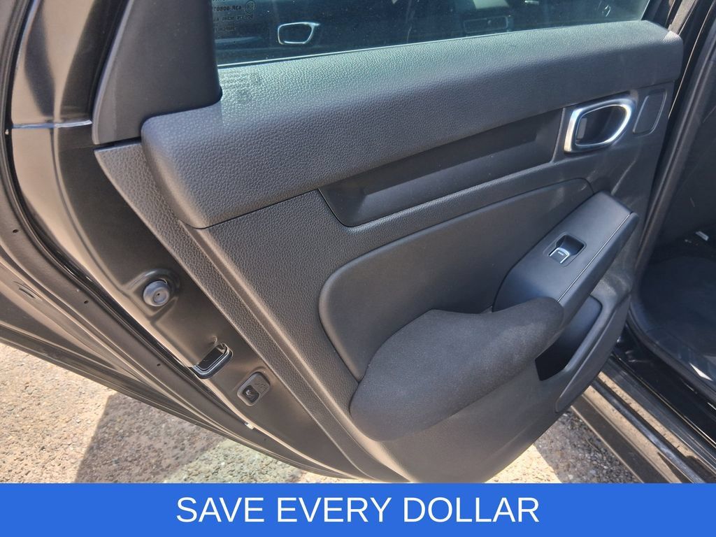 Used 2025 Honda Civic Sport image 11