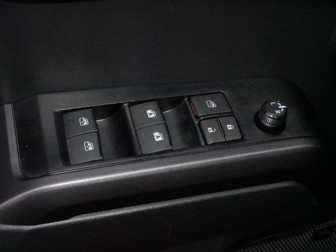 Used 2023 Toyota Tacoma TRD Sport image 19