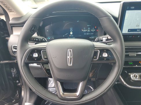 Certified 2024 Lincoln Corsair AWD w/ Equipment Group 101A image 14