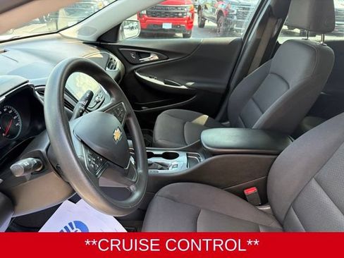 Used 2024 Chevrolet Malibu LS FWD image 9