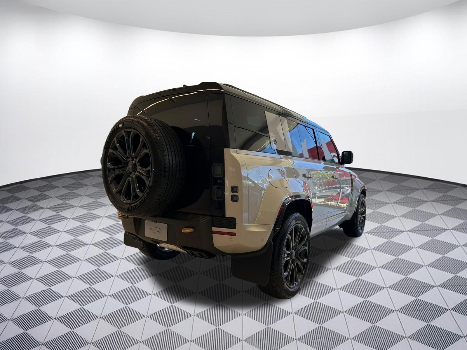 New 2026 Land Rover Defender 110 OCTA AWD/4WD image 8