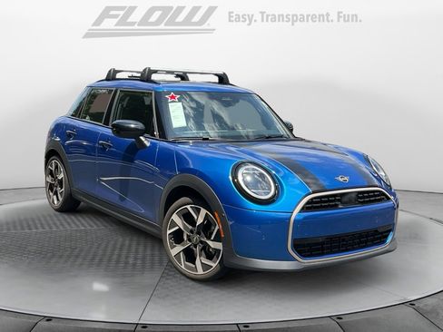 Certified 2025 MINI Cooper 4-Door Hardtop FWD image 1